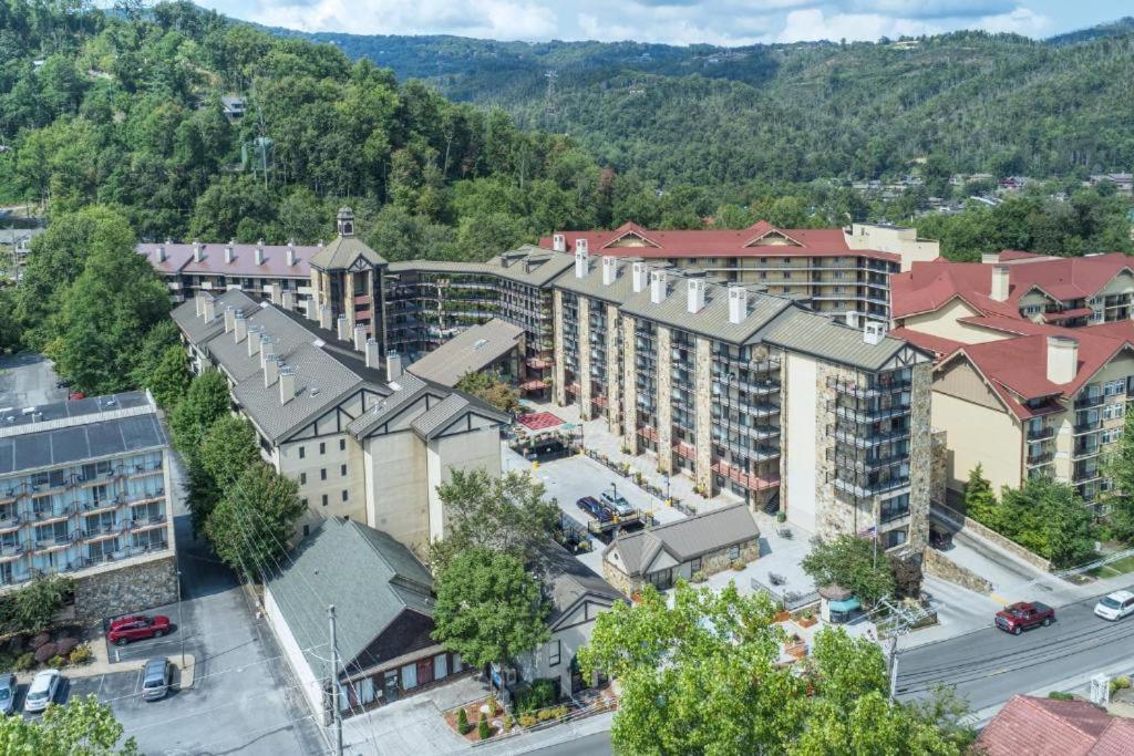 Heart Of Gatlinburg, Sleep 6-8 Apartman Kültér fotó